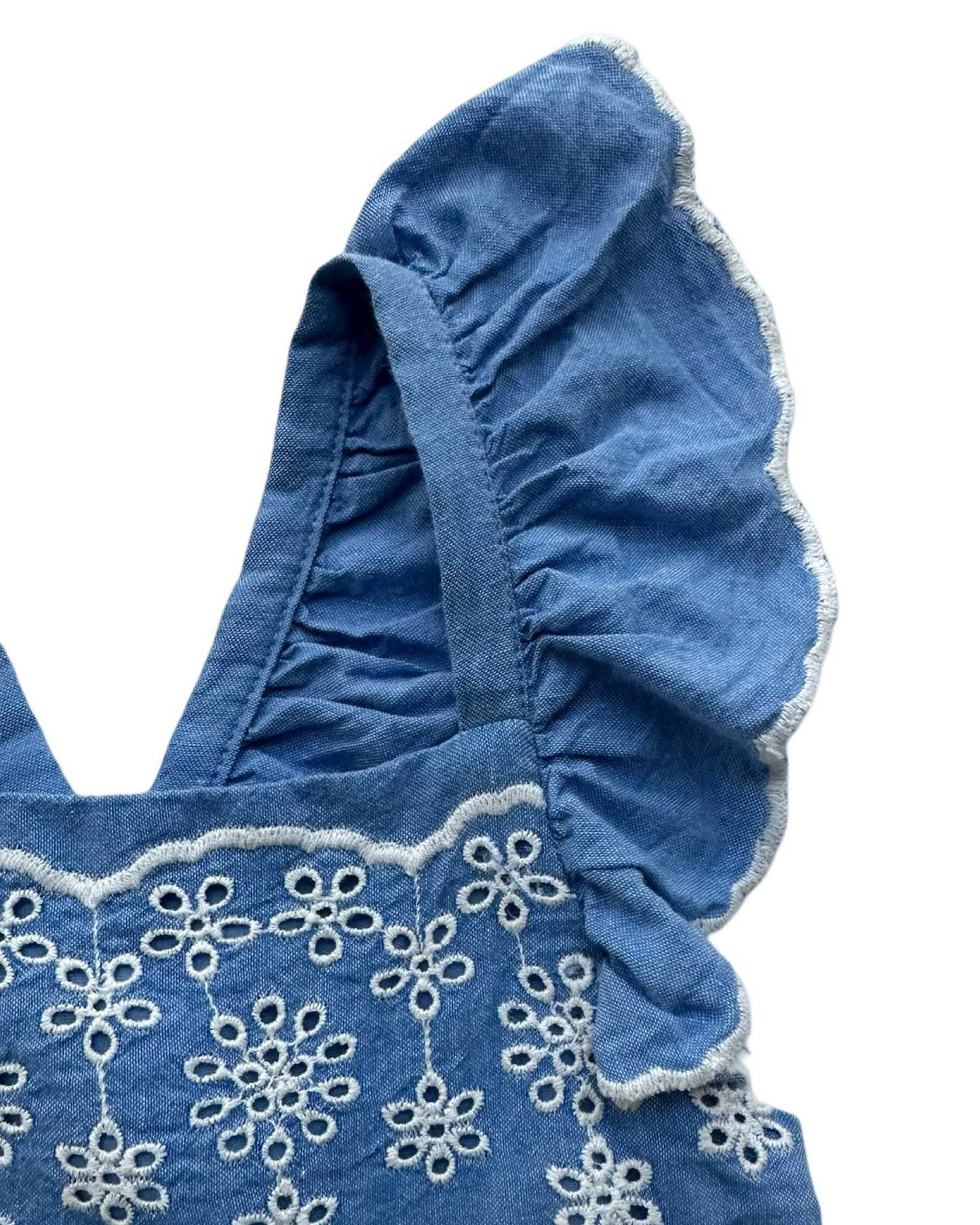 2T Toddler Girls Cat & Jack Floral Cut Out Desing Flutter Sleeve Eyelet Dress.