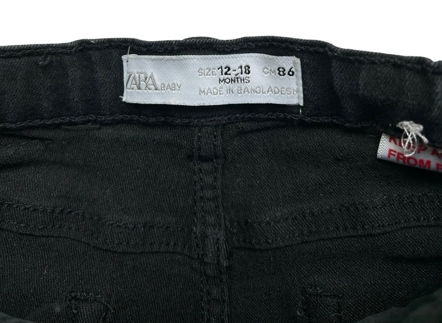 12M - 18M Zara Baby Boy / Girl Black Skinny Jeans.