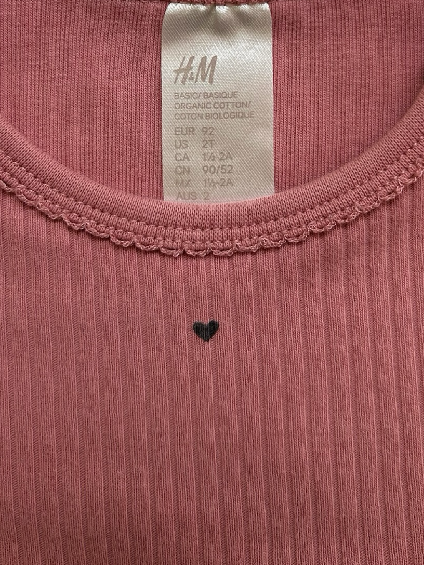 2T Toddler Girls H&M Heart 🖤🖤🖤 Long Sleeve Sweater Top.