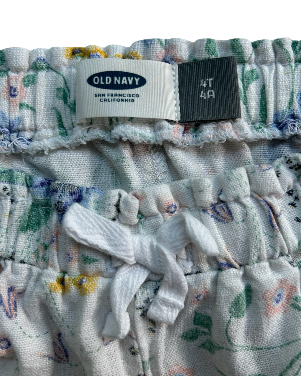4T-4A Toddlers Girls Old Navy Floral Pull-On Waistband Short.