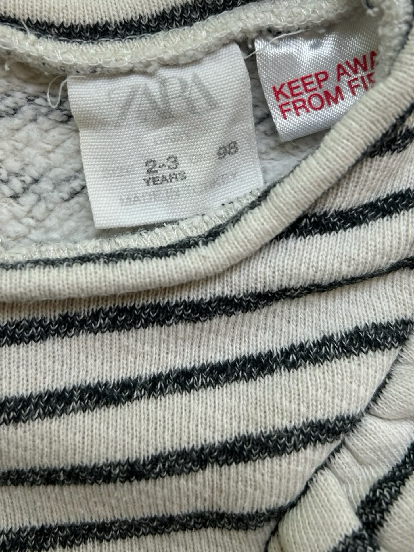 2Y - 3Y Toddler Girls Zara Top Ruffle Striped Sweatshirt.