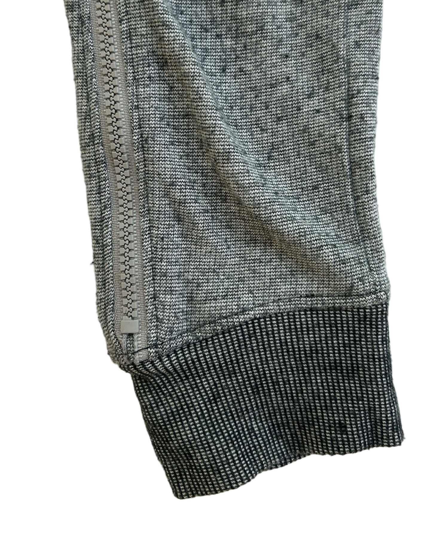 18M Baby Boys Cat & Jack Bodysuit Long Sleeve Romper.