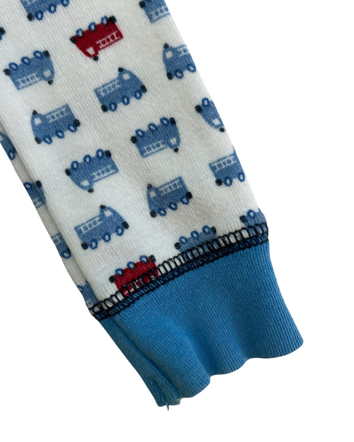 18M Baby Boys Carter’s 100% Cotton Appliqué Fire Truck 🚒 Pajama 2 Piece Set.