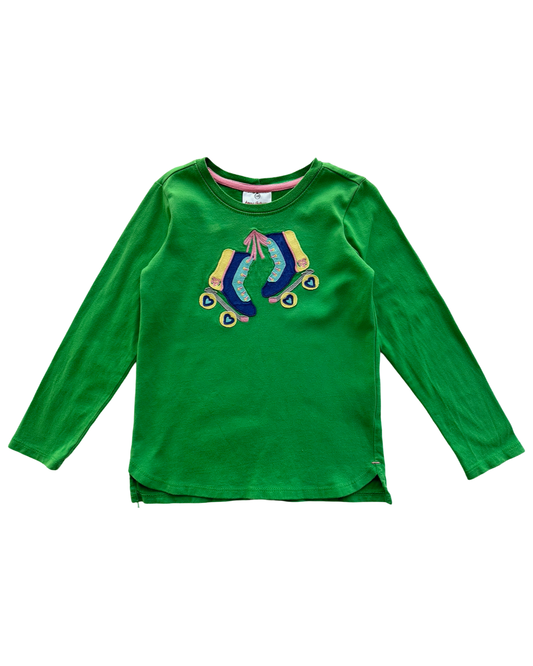 4T (100-cm) Toddler Girl Hanna Andersson Green Retro Rollerskate Appliqué Top.