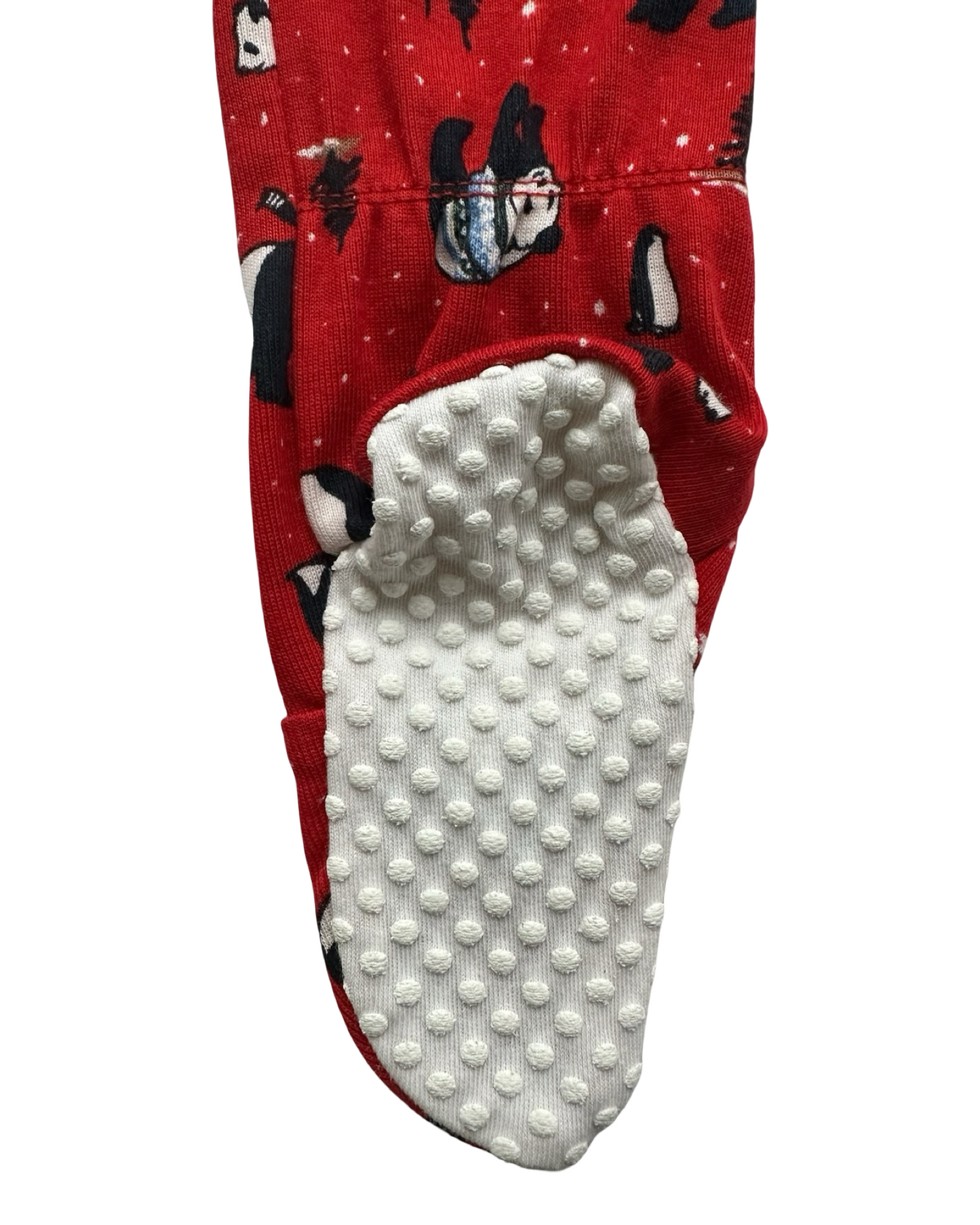 12M Baby Boys Amazon Essentials Red Winter Print Footed Pajama NWT.