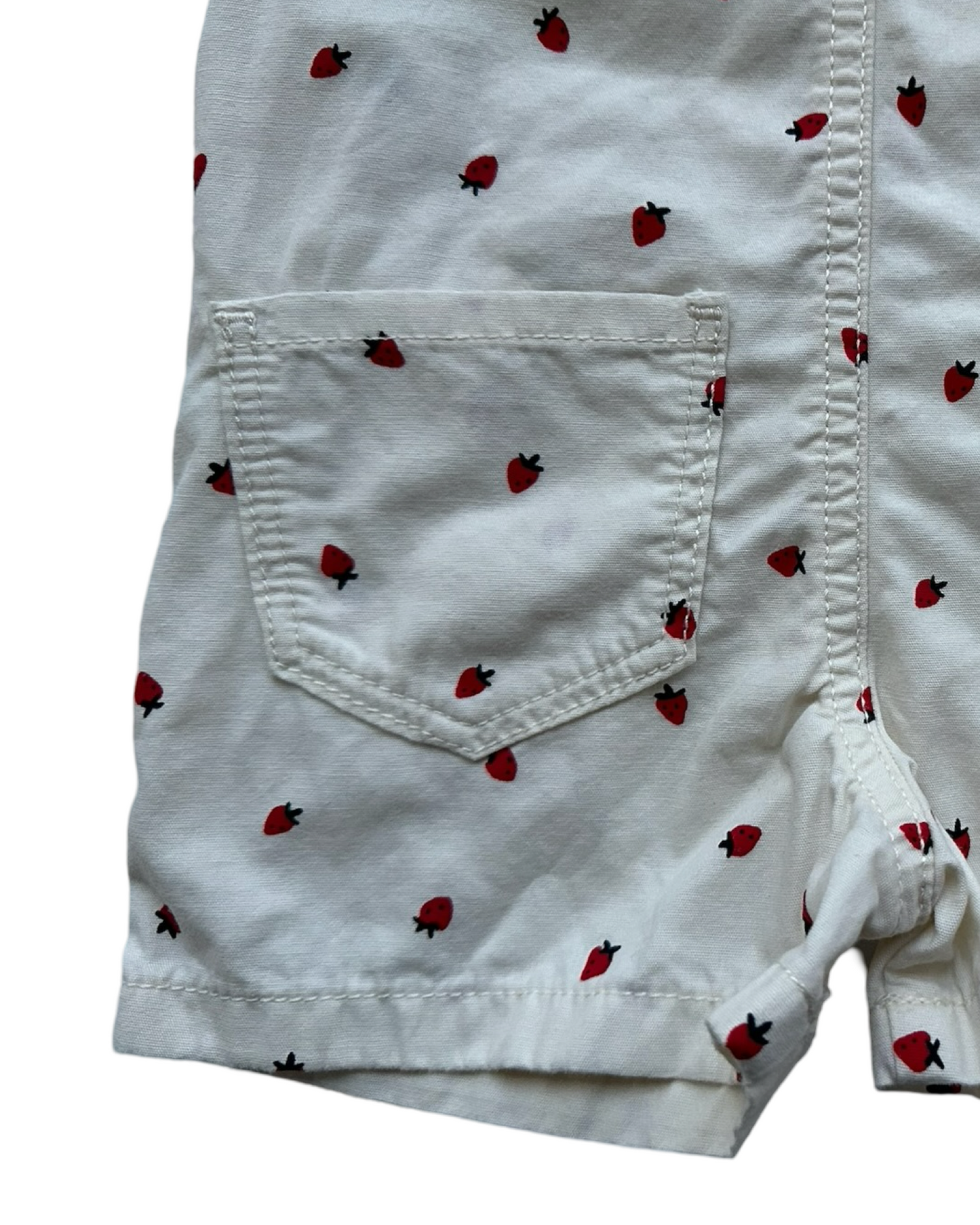 2T Toddler Girls OshKosh B’gosh Strawberry 🍓 Short tall Overall