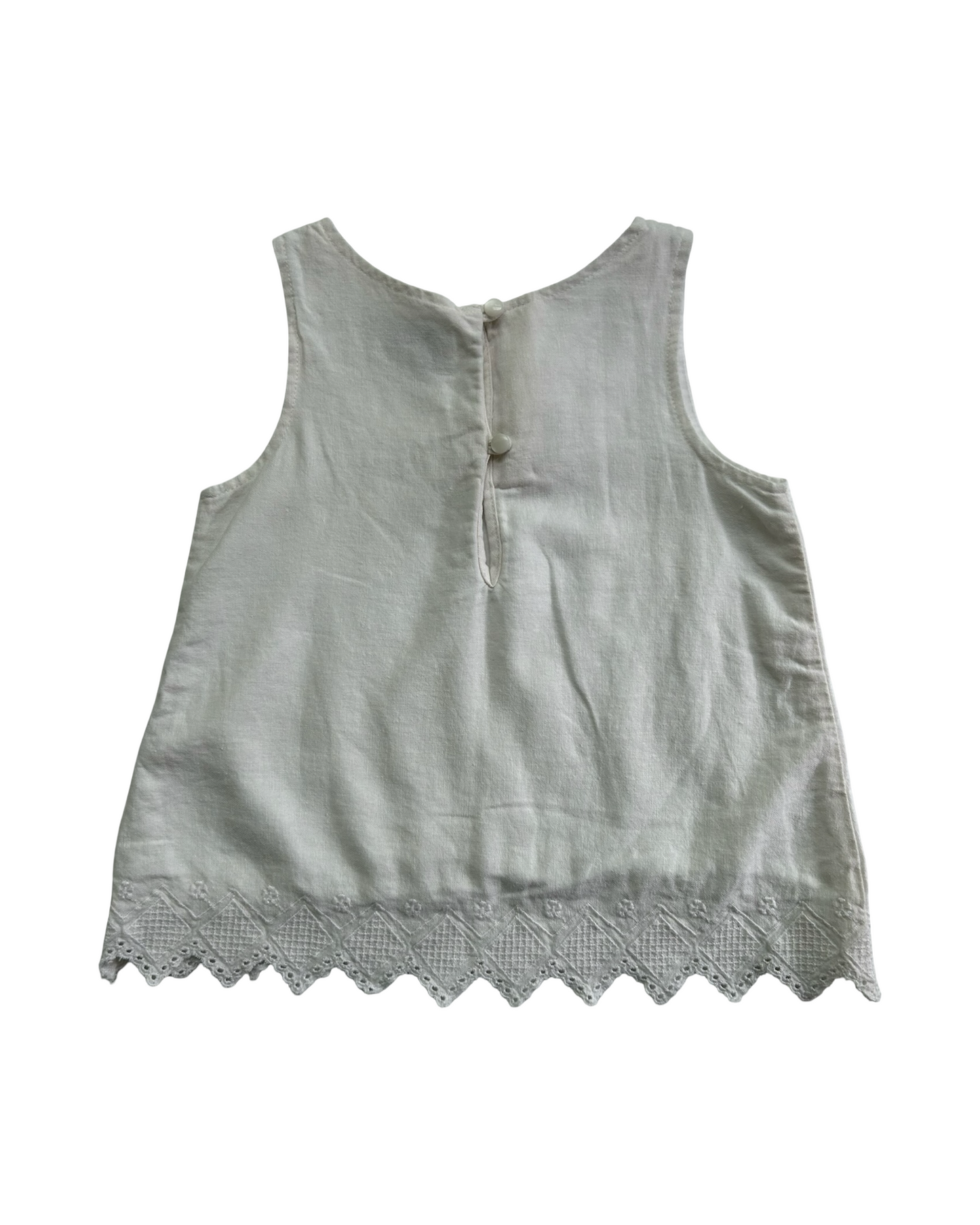 4T  Toddlers Girls Old Navy Linen-Blend Eyelet Embroidered Zig-Zag Sleeveless Top And Linen-Blend Pull-On Short Piece Set