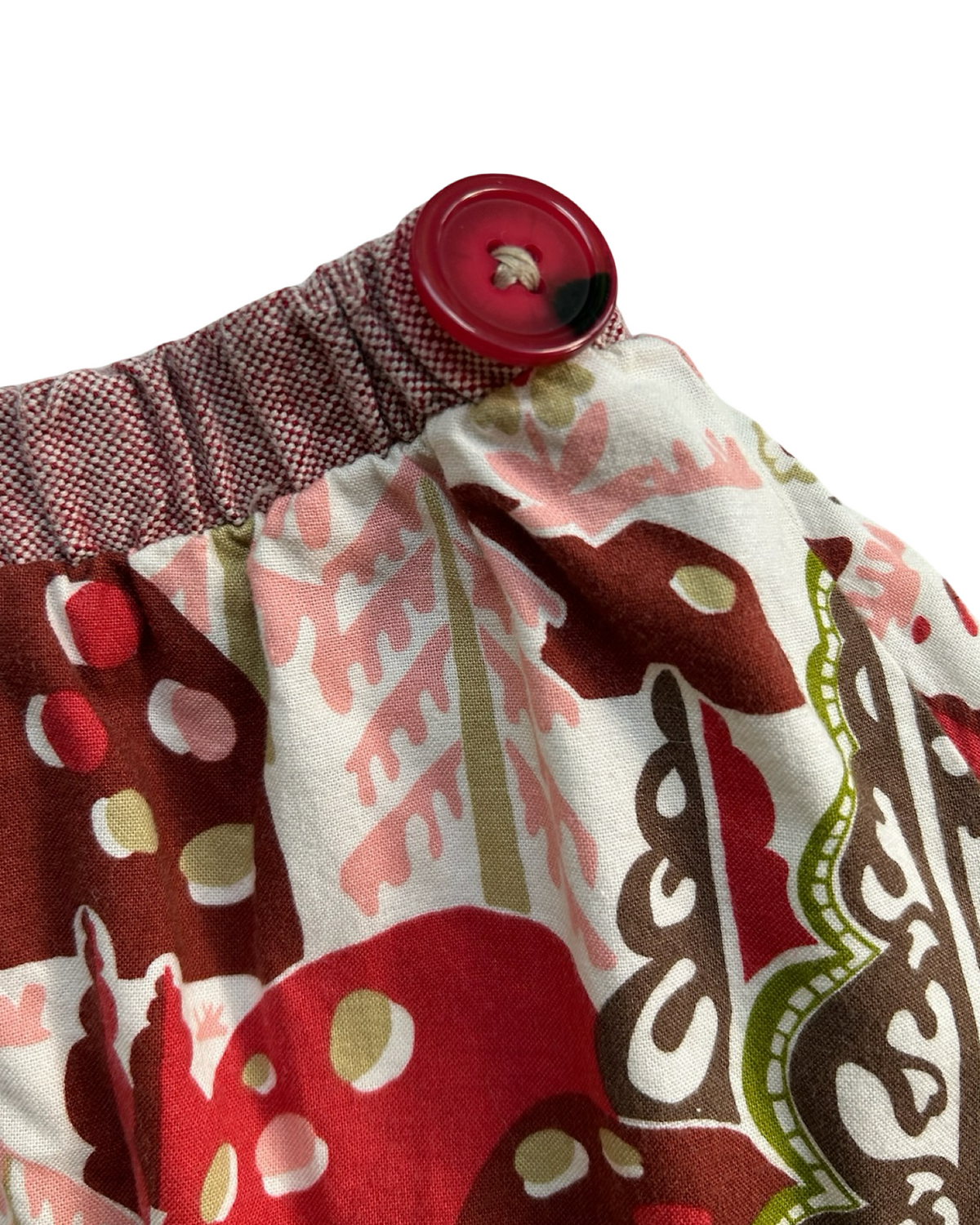 4T  Toddler Girls Misha Lulu With Elements Resembling Houses 🏠 , Mushrooms 🍄 , Trees 🌲 And A Button Detail At the Waist.