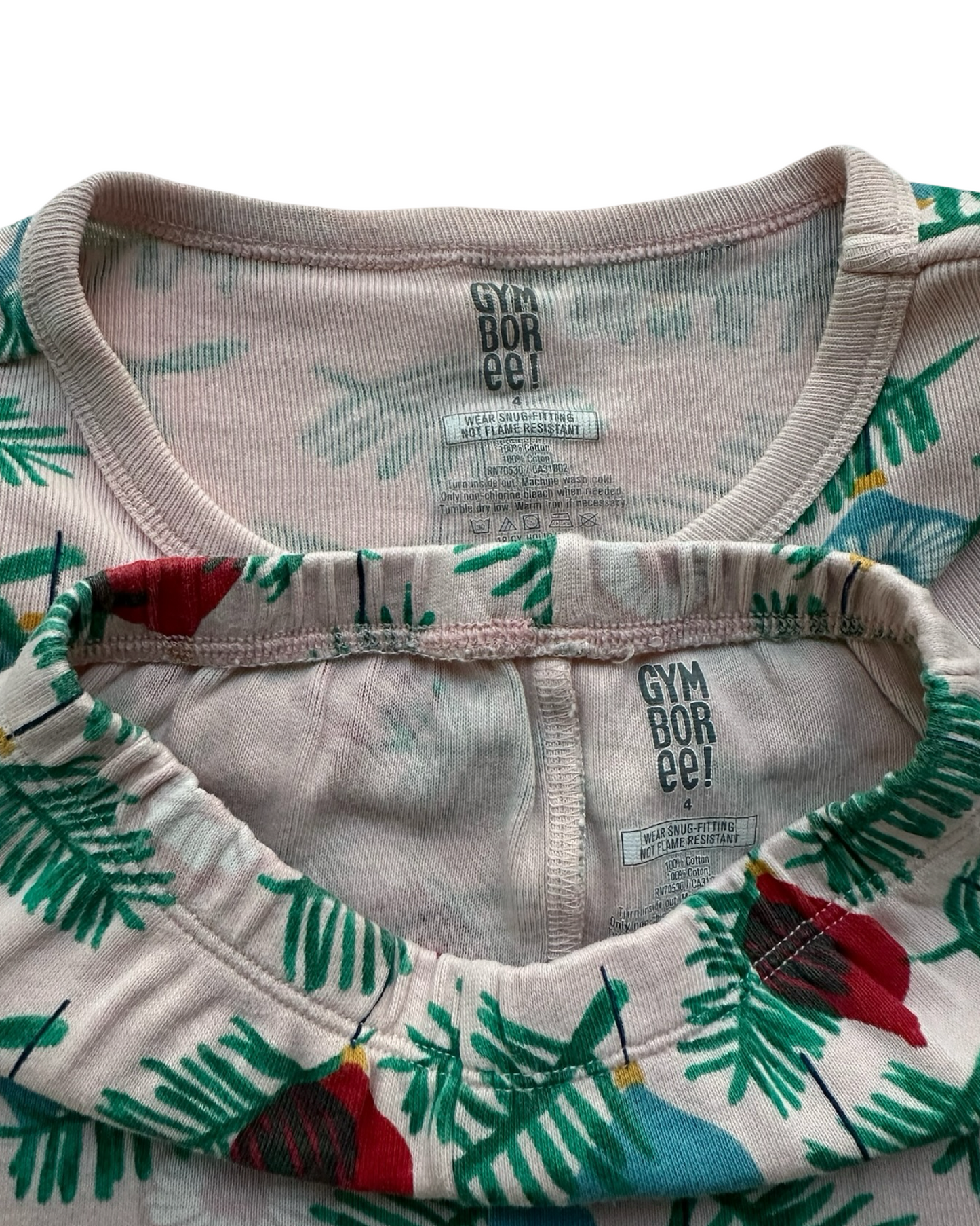4T Toddler Girls Gymboree Holiday Print Christmas Pajamas 2 Pieces Set.