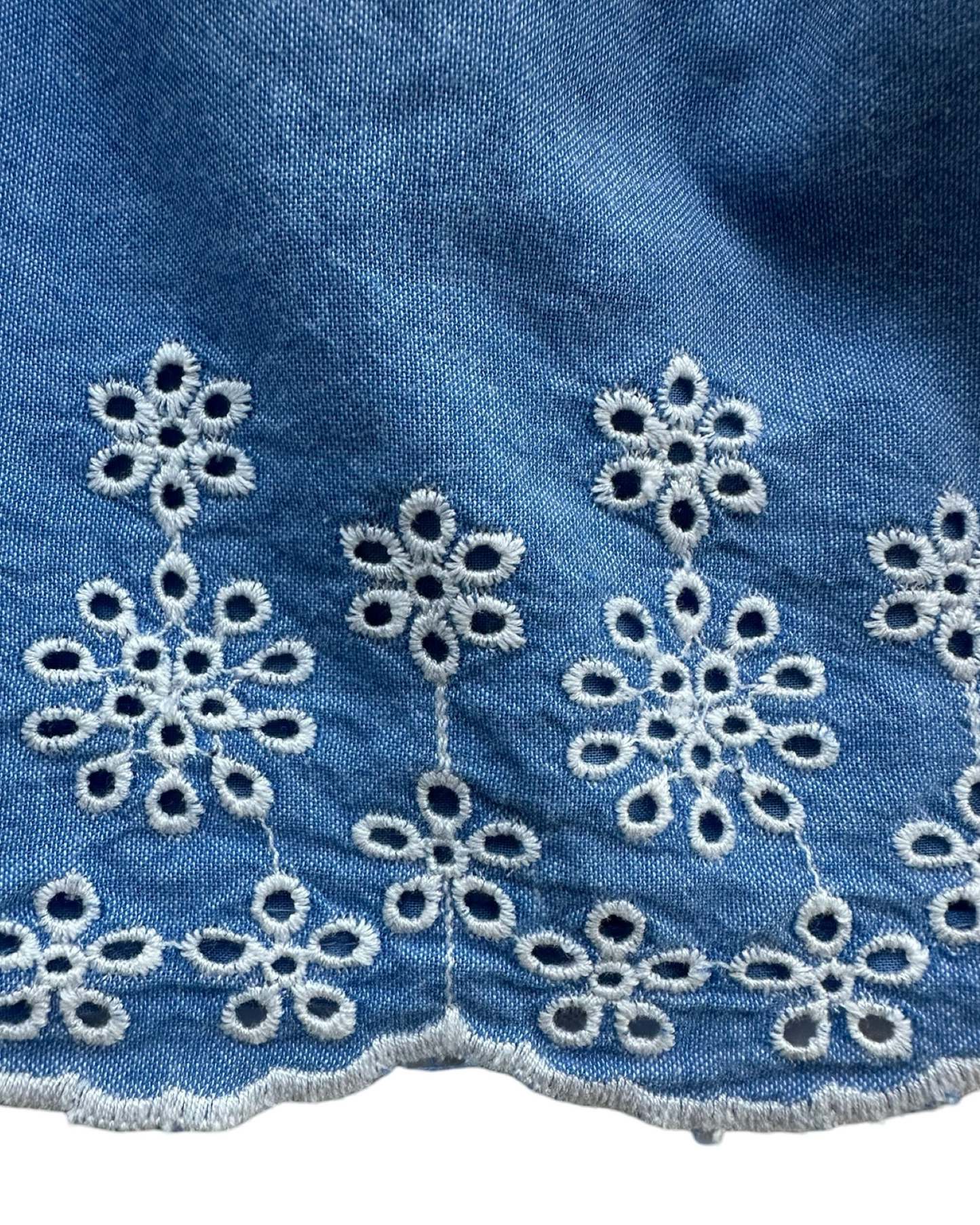 2T Toddler Girls Cat & Jack Floral Cut Out Desing Flutter Sleeve Eyelet Dress.