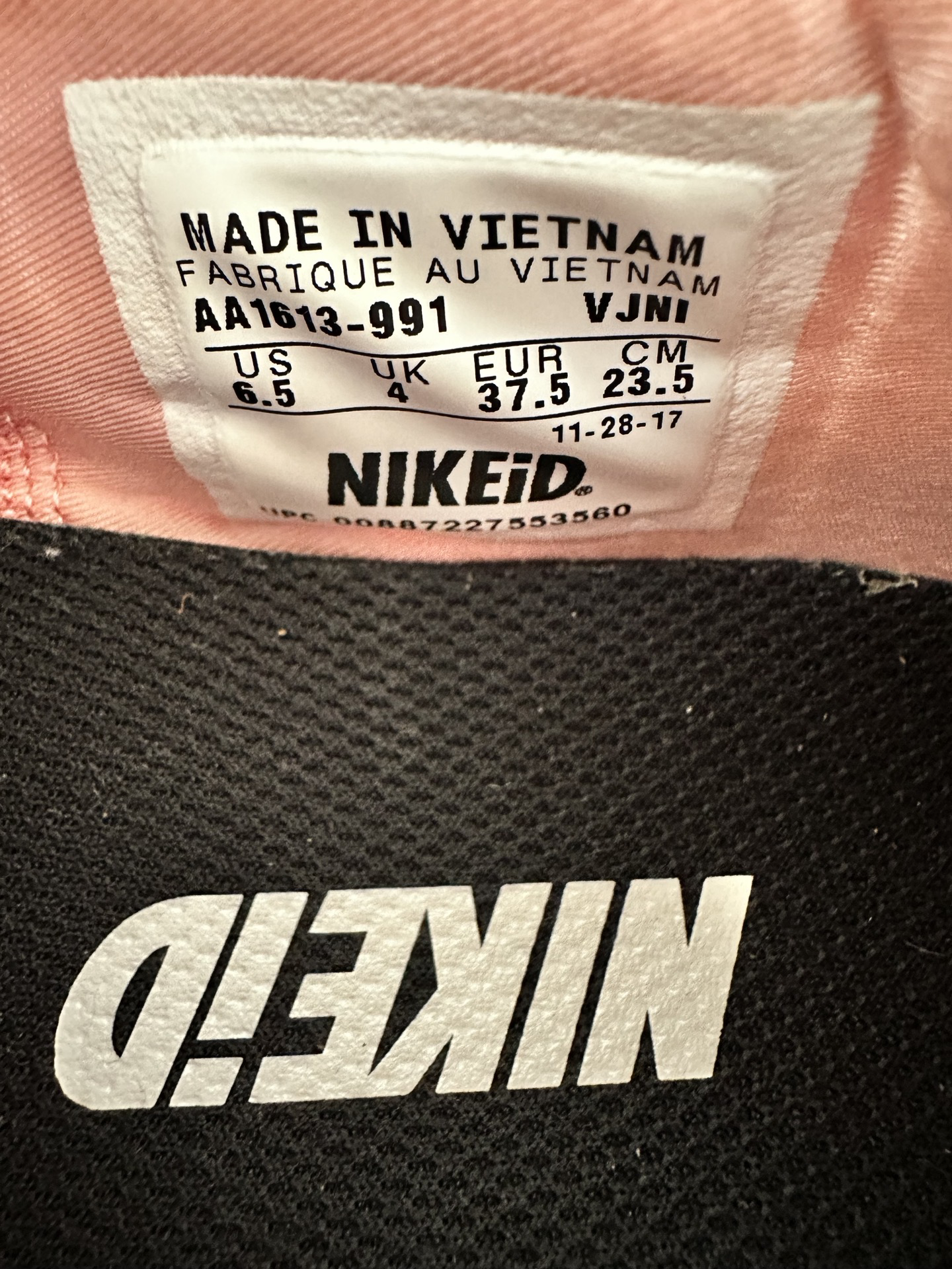 Women’s Size 6.5 light Gray & Coral Nike ID Athletic Tennis Shoes