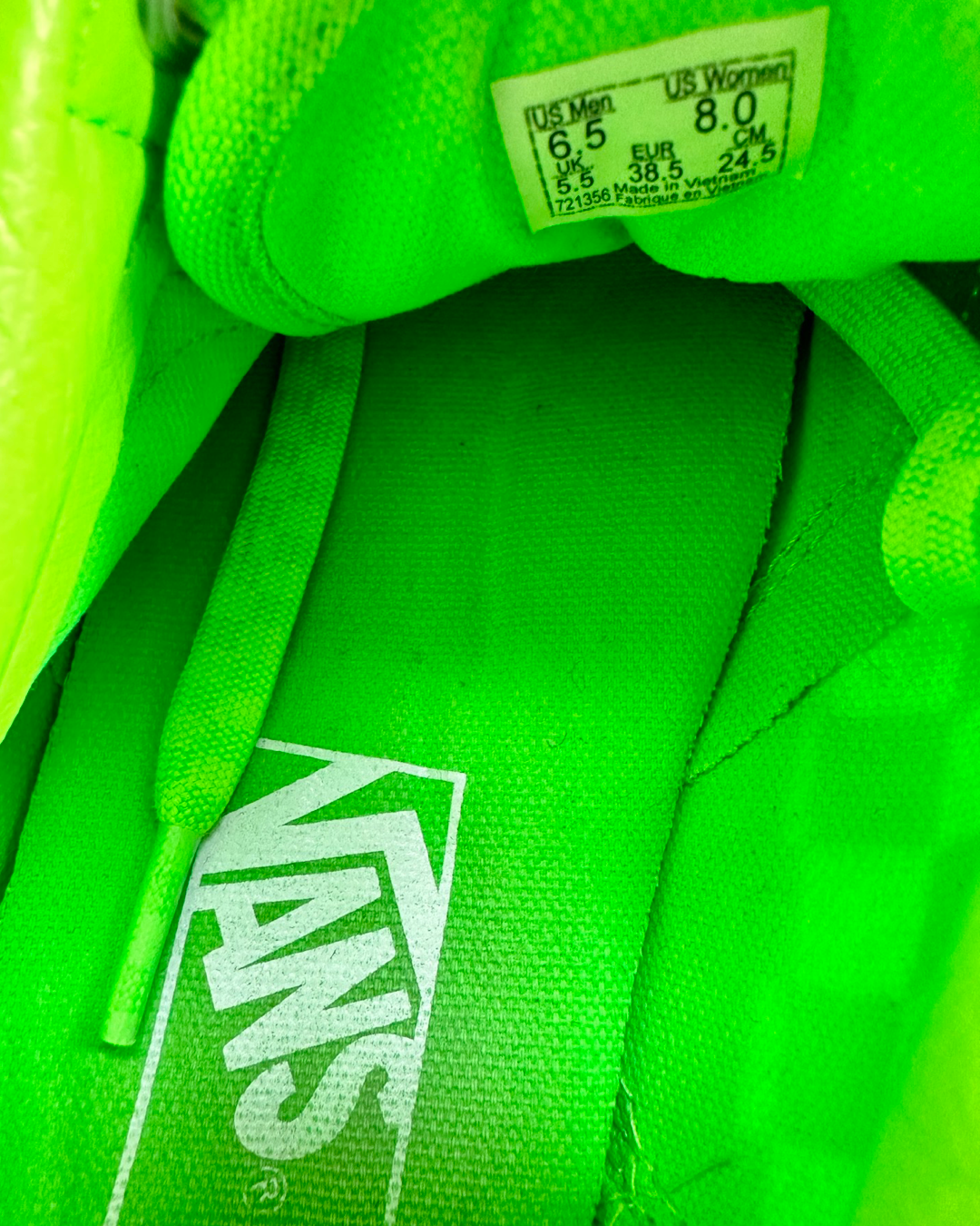 Vans Women Size 8, Men’s 6.5 Old Skool Tonal Checkerboard Skate Shoe - Green Gecko