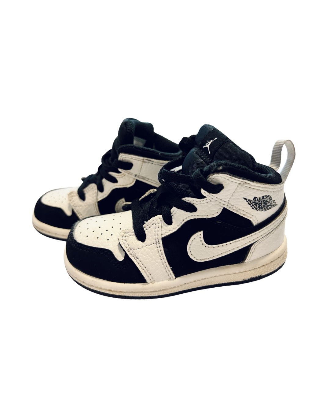 7C Toddler Boy White / Black Nike Air Jordan Sneakers Shoes