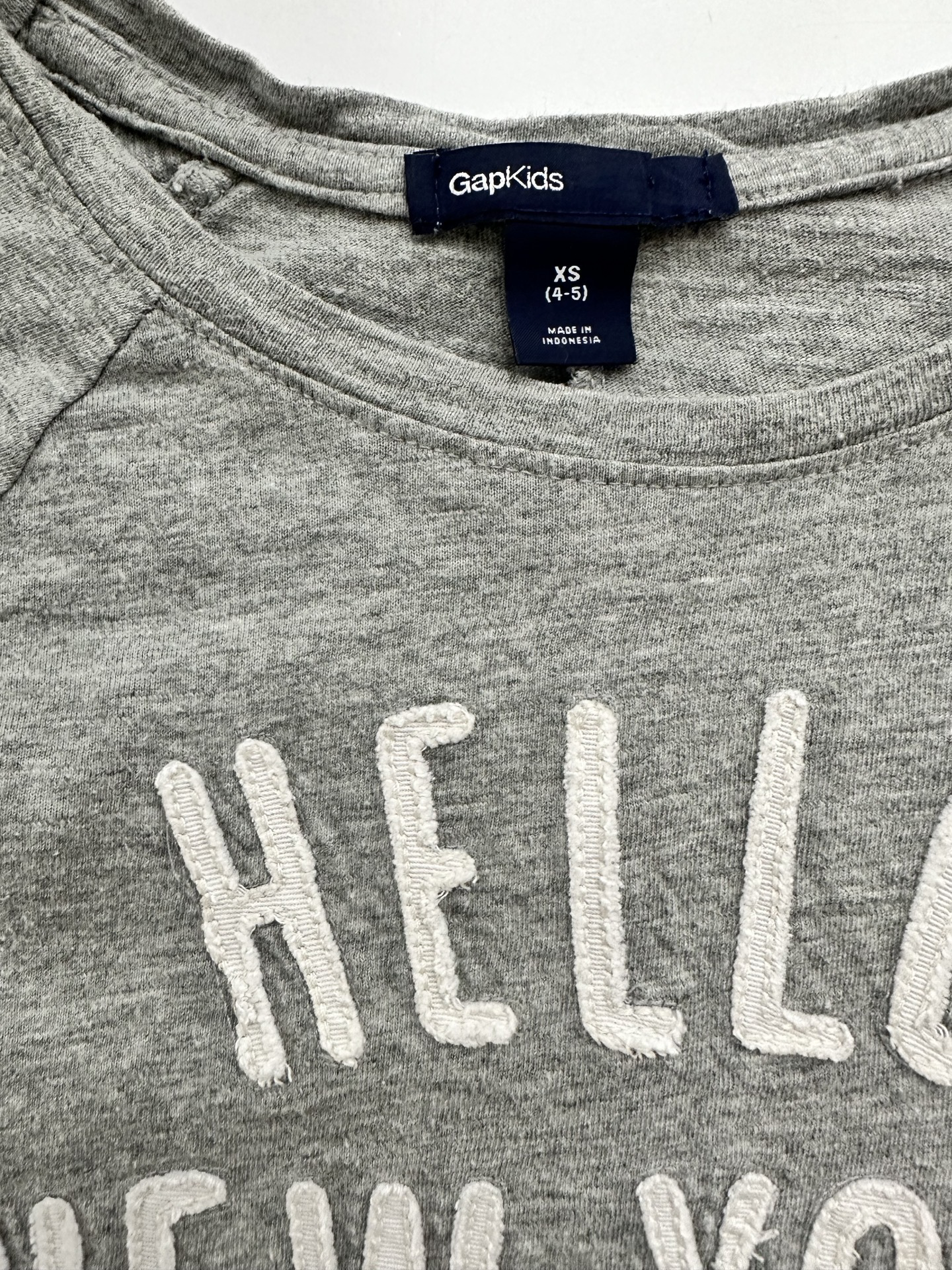 XS 4-5 Toddler Girl Gap Kids XS Gray Long Sleeve Hello New York Top